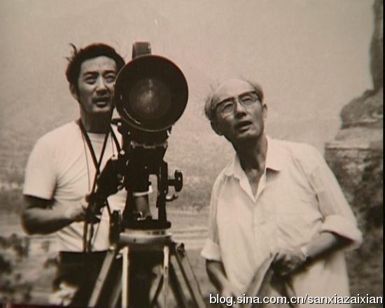 窦靖童首晒与王菲合影赵本山倪萍演小品一周娱乐TOP10(图)