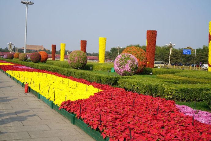 实拍：十一长假期间的天安门广场