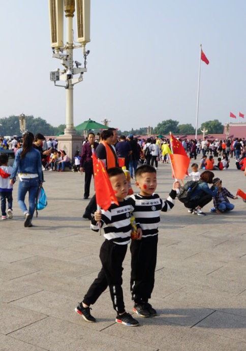 实拍：十一长假期间的天安门广场