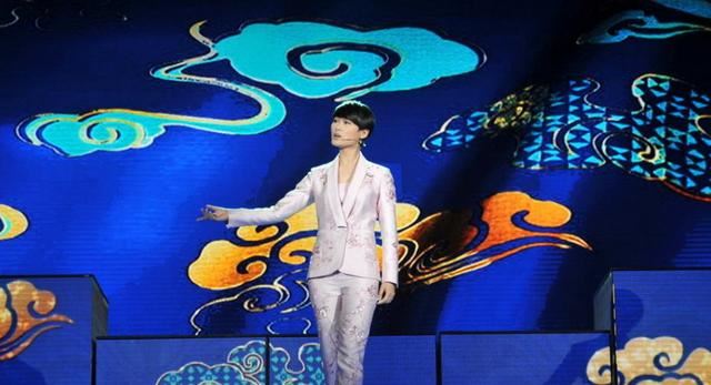 何洁虽然做音乐不如李宇春张靓颖，但男人缘和生育能力却秒杀两位