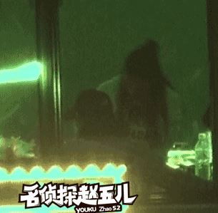 张馨予被爆摸胸搂抱激吻有何隐情？