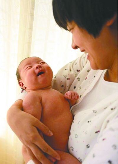 张泉灵白岩松等十大名嘴的帅仔靓女曝光(图)