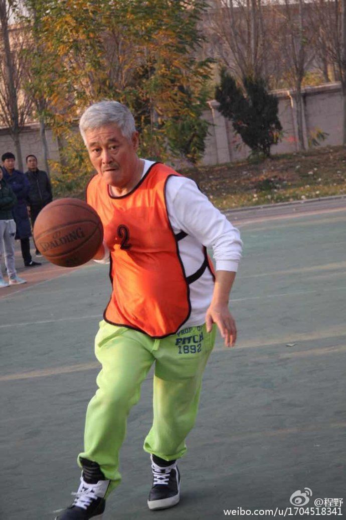 赵本山近期为何身陷各种负面传闻?(图)