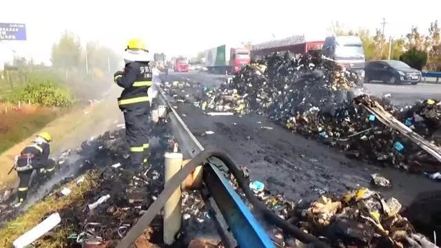 百世快递13吨包裹被烧,官微说“来跟我一起节能减排”?
