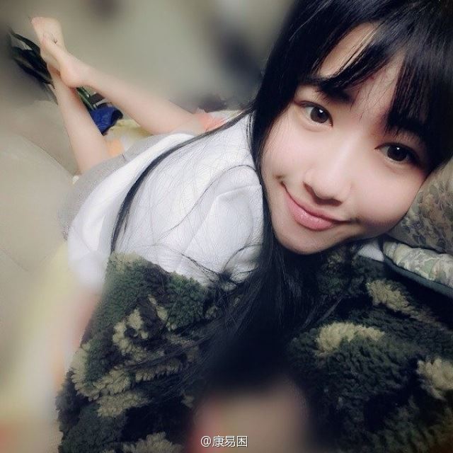 致官网瘫痪的“人大女神”为何会走红网络?(图)