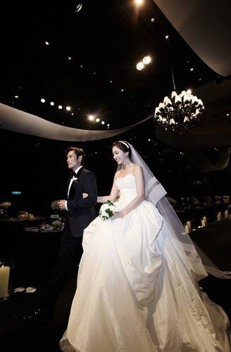 2013年轰动娱乐圈的十大明星婚礼(图)