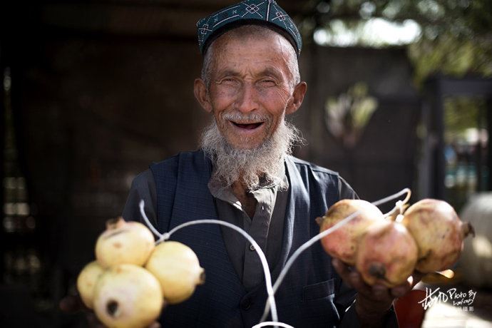 【色力布亚】南疆最大的农村大巴扎，看看这里都有啥