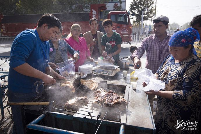 【色力布亚】南疆最大的农村大巴扎，看看这里都有啥