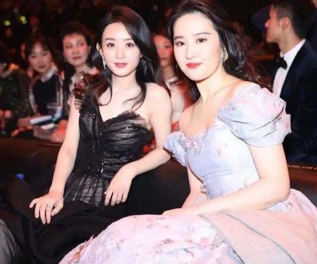 蔡徐坤肖战个子高体重轻，比杨紫刘亦菲等女星管理身材还严格自律