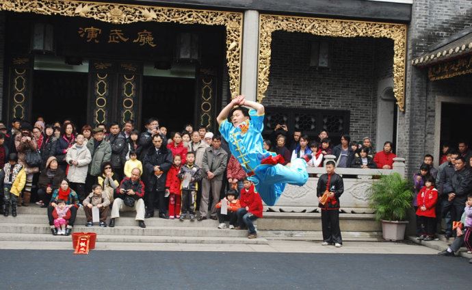 “圣域”佛山祖庙“改造升级”成七不像(2)