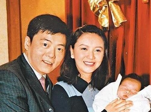 梁朝伟初恋曾华倩如今依然漂亮甩刘嘉玲几条街