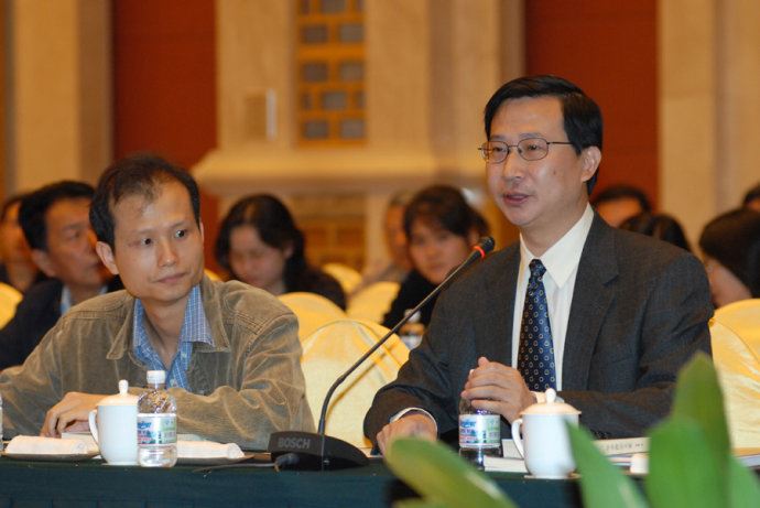 饶毅院长造假第一案:篡改标题