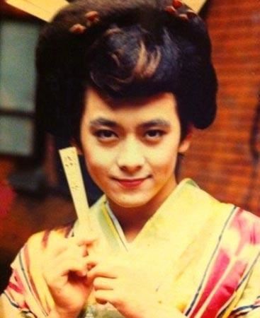 男扮女装雷死人不偿命的十大男星（图）