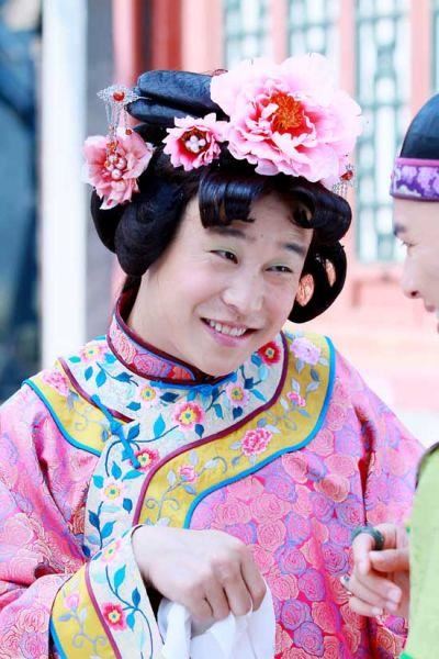 男扮女装雷死人不偿命的十大男星（图）