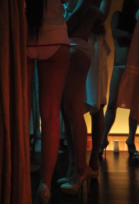 网曝北京神秘大趴尺度堪比海天盛筵（图）