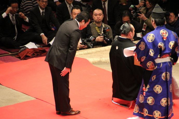 日本相扑运动员退役后都干什么