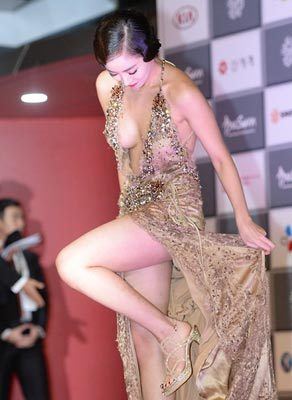 盘点红毯爆乳抢镜的十大韩国女星(图)