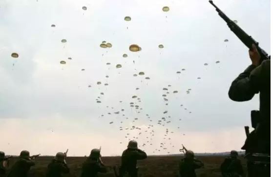 12部经典二战电影连起来就是一部完整二战史