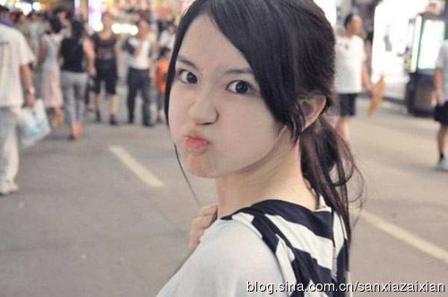 在网络中意外走红的十大高校草根美女(图)