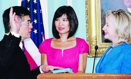 是谁制造了骆家辉因婚外情辞职的谣言