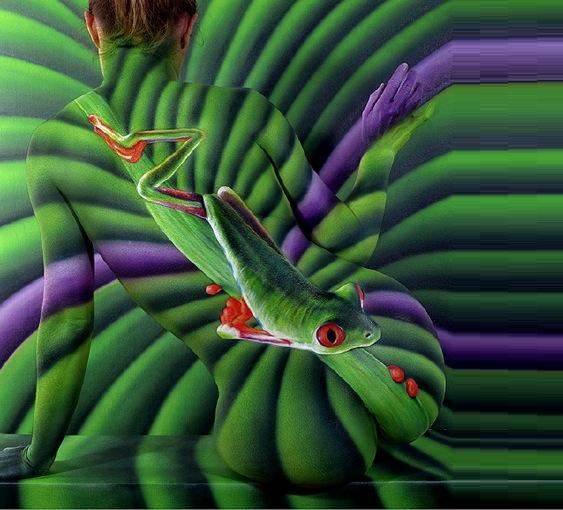 惊艳美女人体彩绘，远胜鬼斧神工【组图】