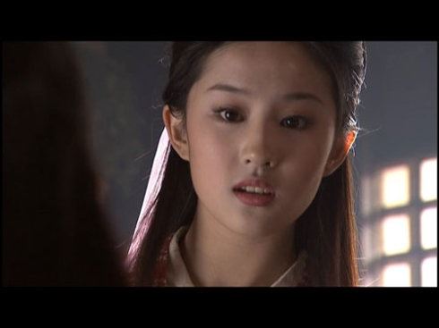 刘亦菲早期罕见的裸身尴尬照被曝光?(图)