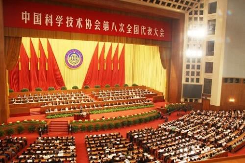 女官“搞钱色交易”,本质上就是卖淫