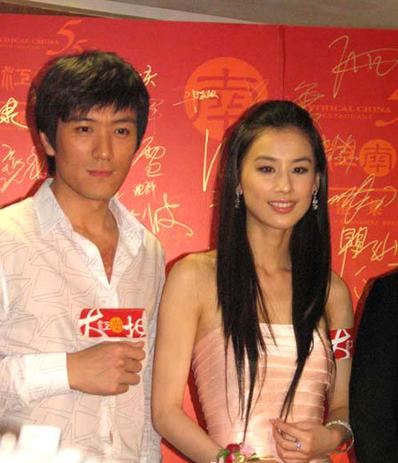 杨子父亲去世黄圣依为何要披麻戴孝(图)