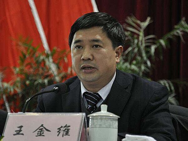 盘点半个多月来至少7名官员非正常死亡(组图)