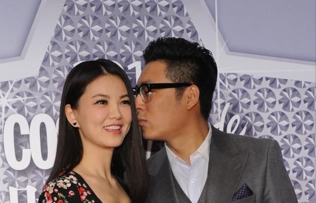 李湘贾静雯再婚活成公主，她二婚嫁娱乐圈纪委黄毅清狗血离婚收场