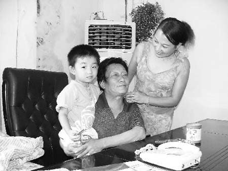 “傻子瓜子”年广久还活着吗?