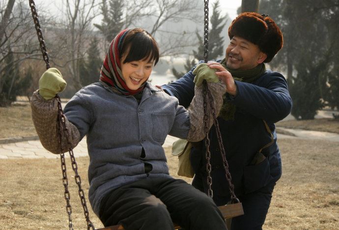 《小姨多鹤》：没有比人性更坚强的