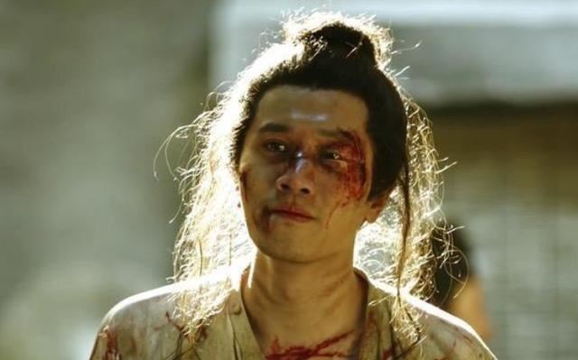 张含韵否认与彭冠英结婚，这位初代超女真是历经荆棘才动人