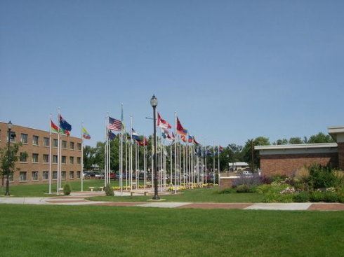 闻名国内的十所著名美国“野鸡大学”