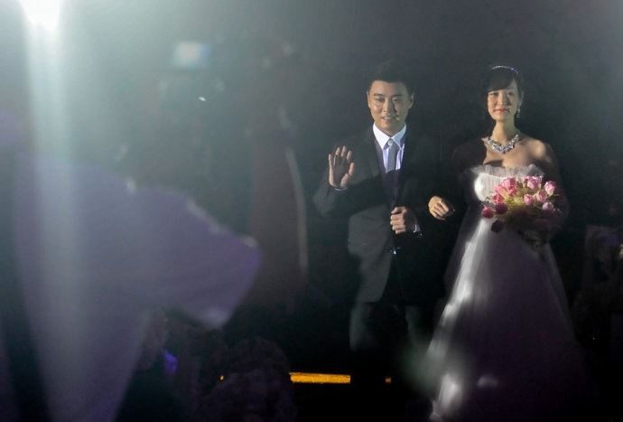 “乒乓战神”王皓大婚30个温馨甜蜜瞬间(图)