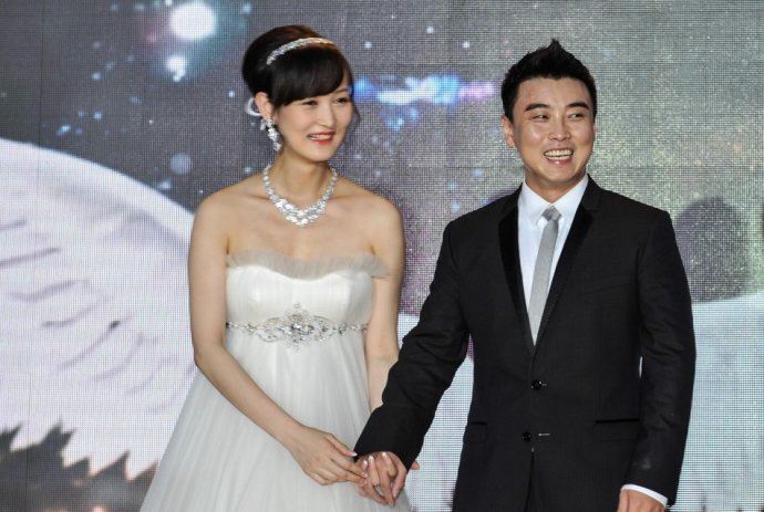“乒乓战神”王皓大婚30个温馨甜蜜瞬间(图)