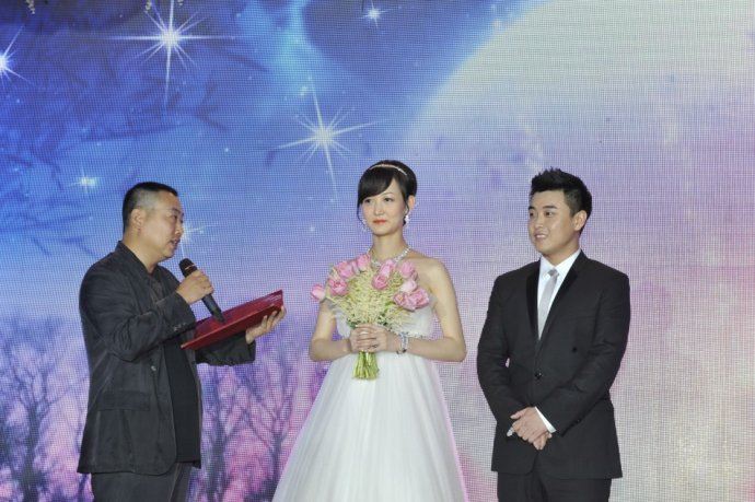 “乒乓战神”王皓大婚30个温馨甜蜜瞬间(图)
