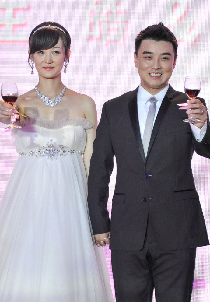 “乒乓战神”王皓大婚30个温馨甜蜜瞬间(图)