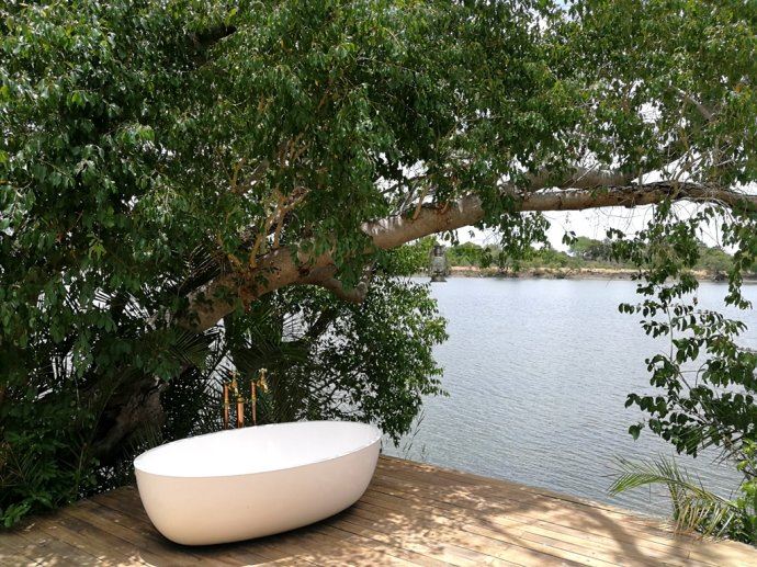 和哈里王子同步游非洲！抢在别的中国人发现它之前，好好地野奢一番！