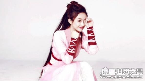 赵丽颖整容前后照片对比，整张脸完全不同了