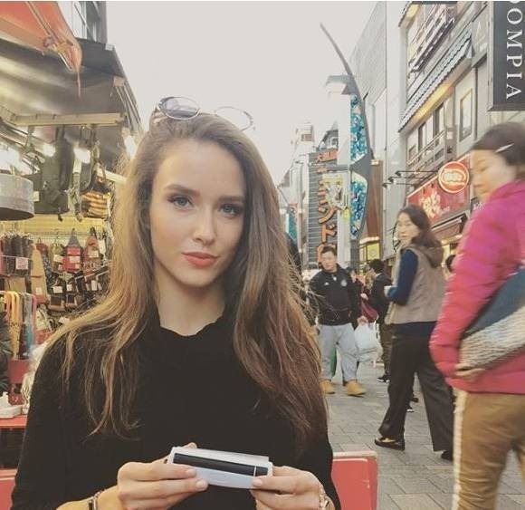 美国极品超美小电影女演员，Malena Morgan(超美超性感)