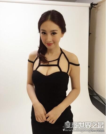 樊少皇老婆贾晓晨疑似小三上位，在三级片中露三点全裸上镜