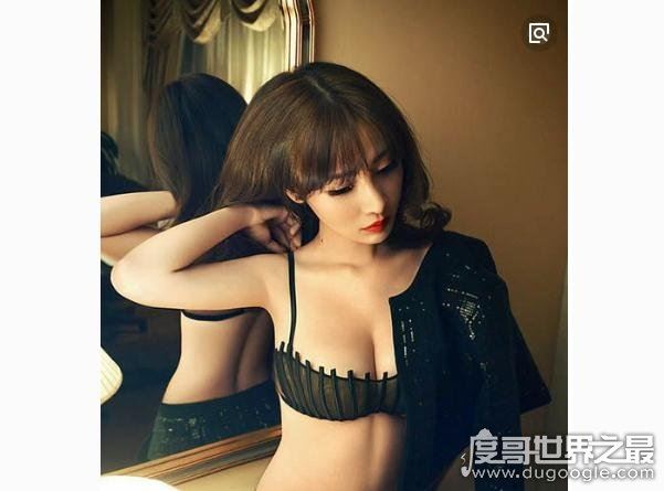 柳岩大胸图组大放送，让无数男人狂喷鼻血(你Hold的住吗)