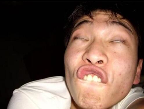 网络十大丑男照片，网上很火男丑照欣赏(爆照专用丑男照)