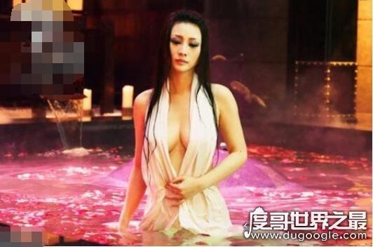 爆乳雅典娜当真是天使面容魔鬼身材，连柳岩都只能靠边站