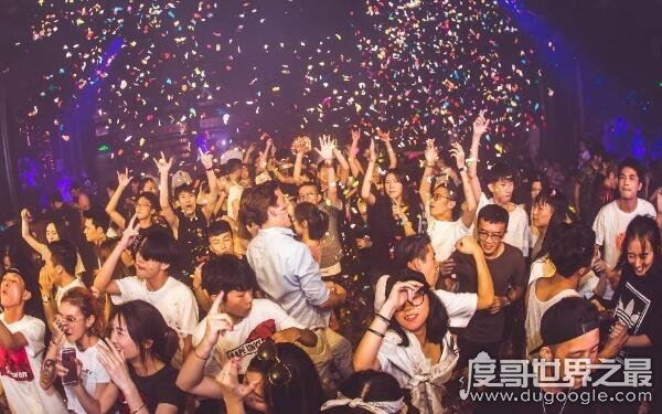 网络词857是什么意思，该梗出自何处（与蹦迪和爱情有关）