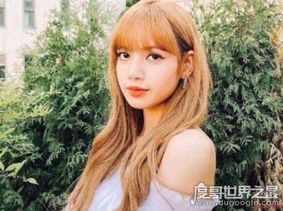泰国lisa多高多重,身高166cm/体重44.7公斤/腿长1米以上