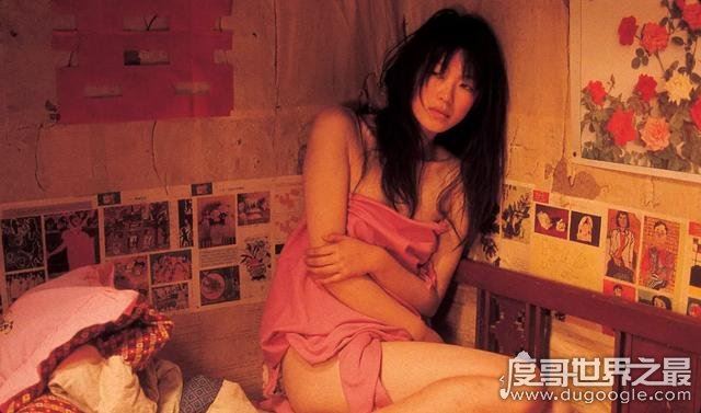 盲山真实人物原型现况，因逃脱而误伤五名儿童被判死缓