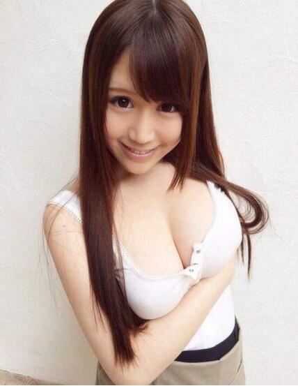 日本95后超大胸女优,木南日菜(拥有着H罩杯的日本新人女优)