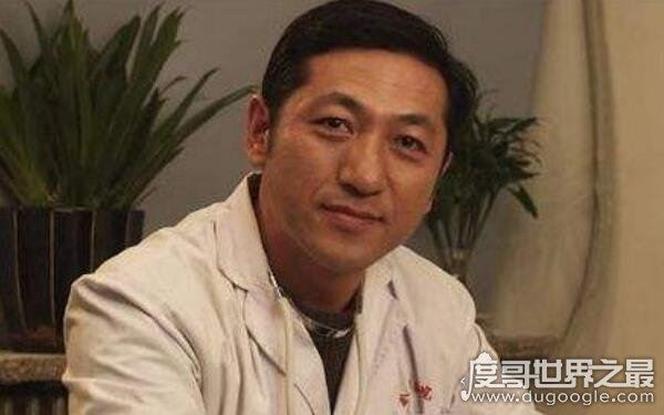 不再和赵本山合作，二奎扮演者怎么消失了（背后原因复杂）